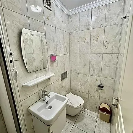 Royal Pera Taksim Hotel 2*