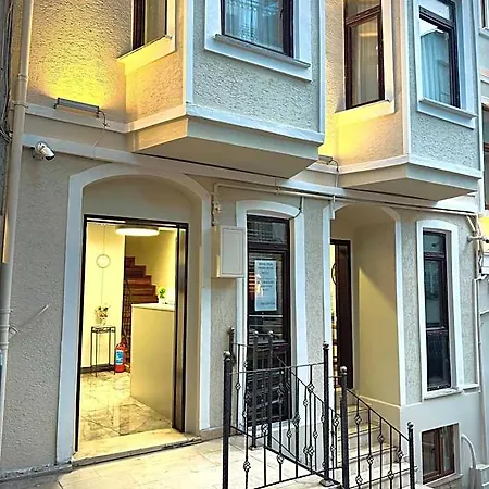 Royal Pera Taksim