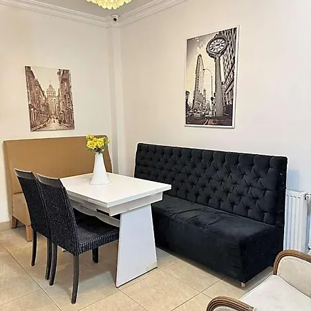 Royal Pera Taksim 2*
